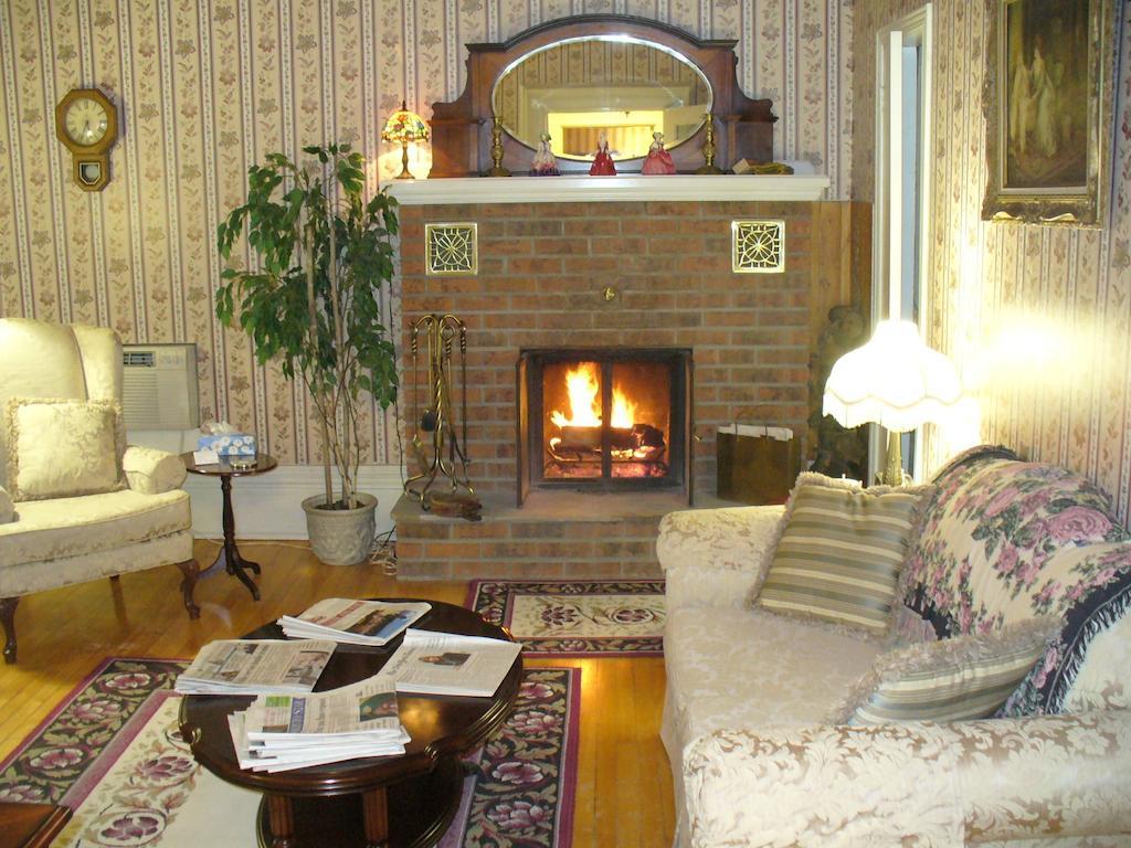 Albert House Inn Ottawa Esterno foto